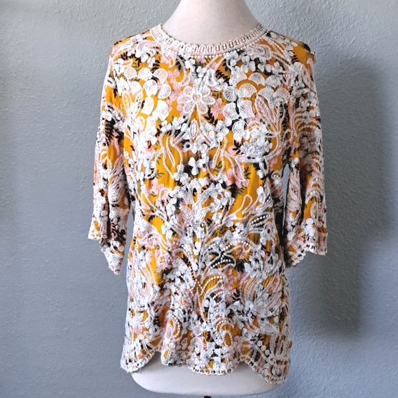 Solitaire Tops - Embroidered Floral Blouse | XL